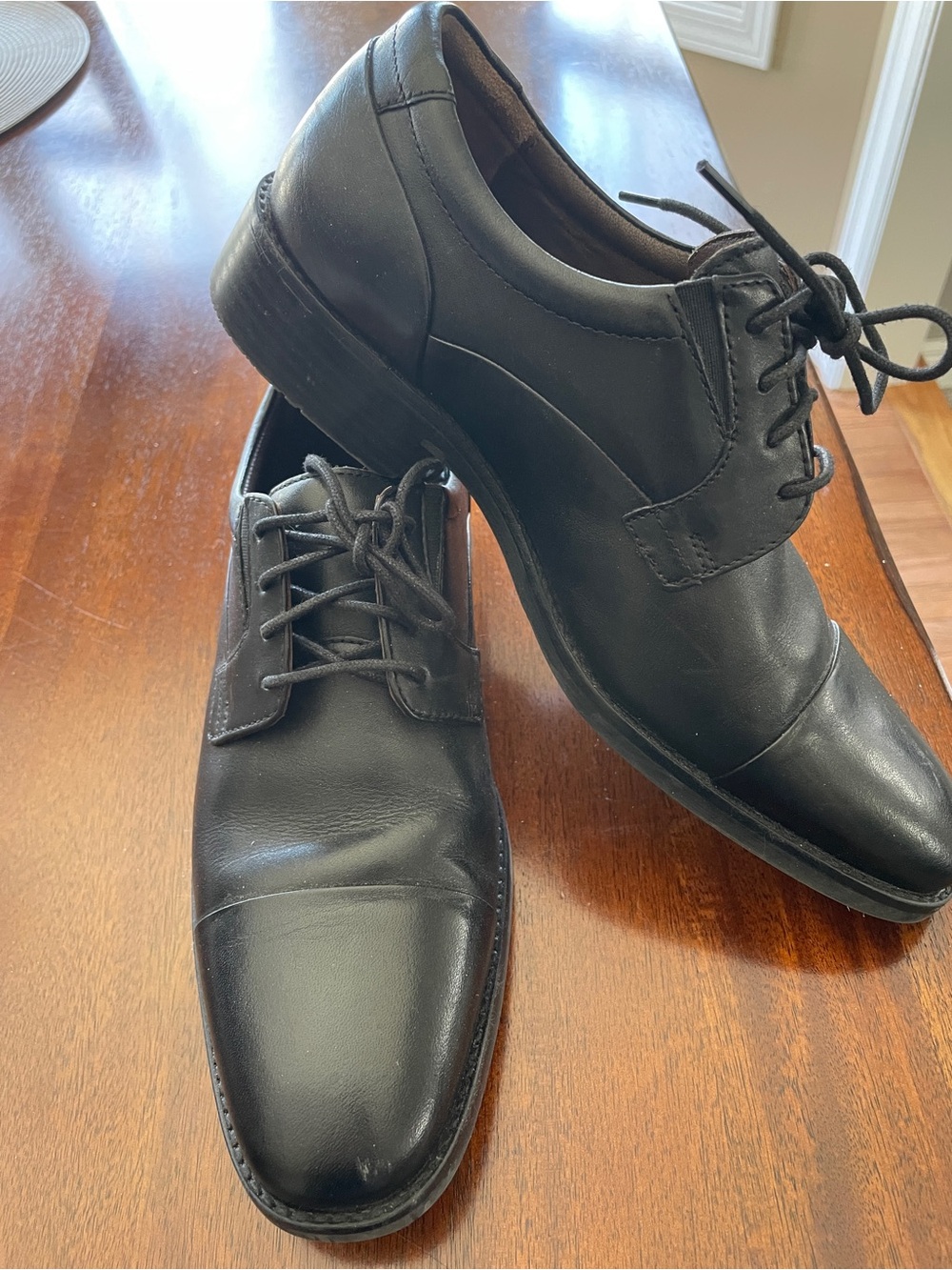 Men's Black Leather Derby Dress Shoes - Classic Lace-Up